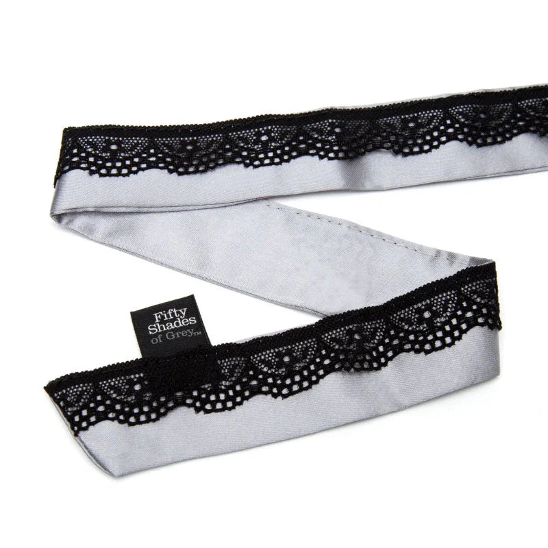 Fifty Shades of Grey Play Nice Satin Collar and Nipple Clamps